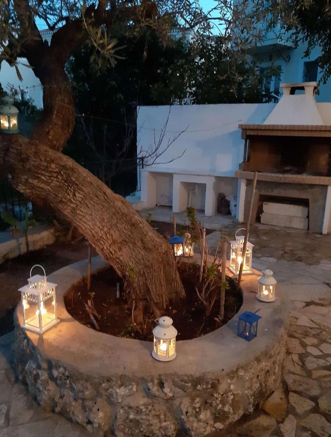 Dapia Holiday Home Spetses Town Ngoại thất bức ảnh