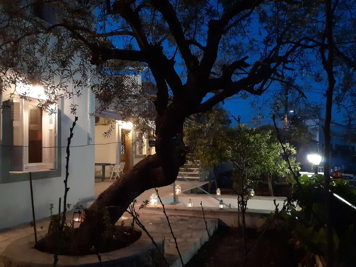 Dapia Holiday Home Spetses Town Ngoại thất bức ảnh