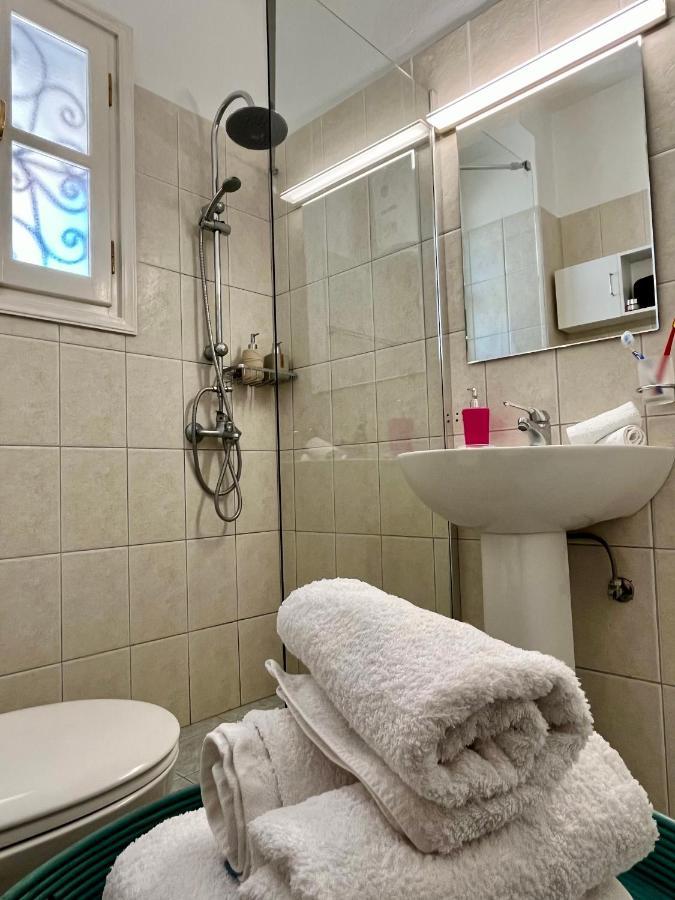 Dapia Holiday Home Spetses Town Ngoại thất bức ảnh